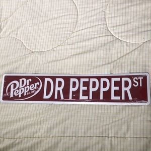 Dr. Pepper Street sign